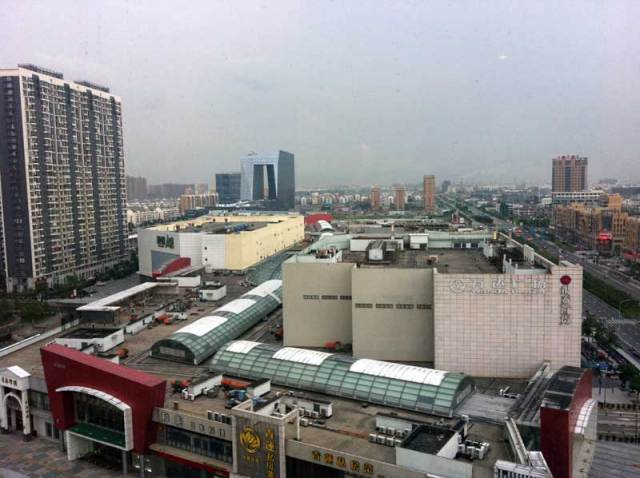 View-out-Hotel-in-Ningbo